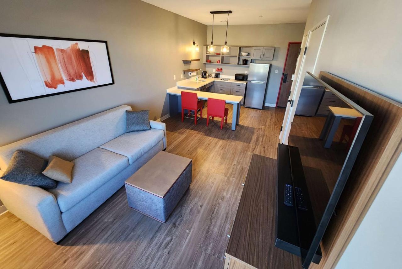 Hawthorn Suites By Wyndham Del Rio Exterior foto